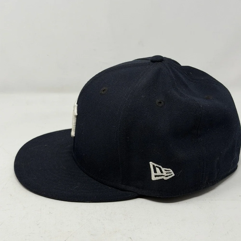 Detroit Tigers New Era 59FIFTY Hat Cap Size 7 1/4 Fitted Navy Official On-Field